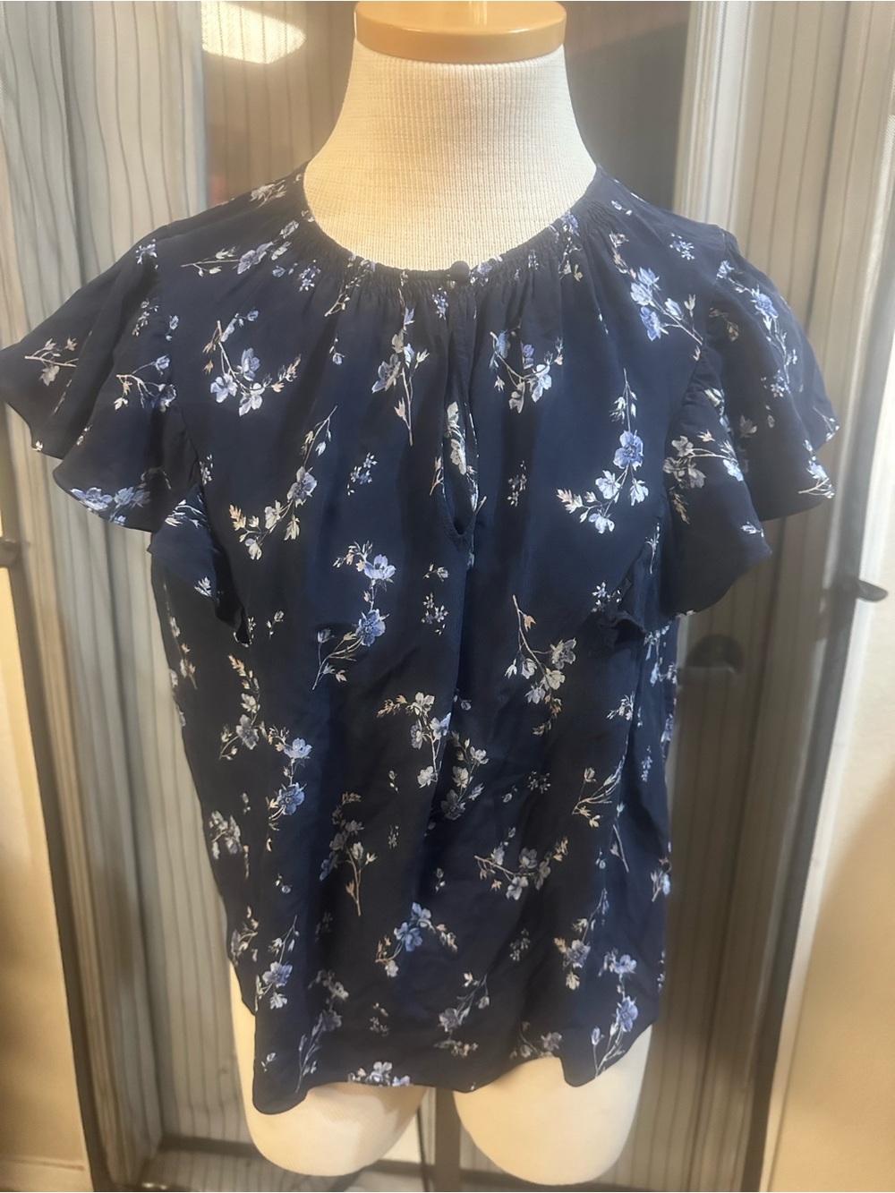 Rebecca Taylor  Navy Floral Ruffle Sleeve Top Size 6